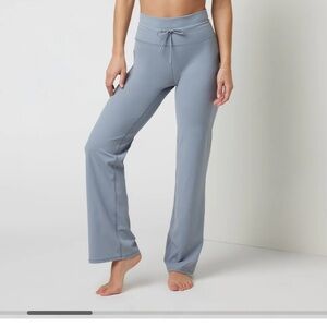 Vuori. Daily Wideleg pant. BreatheInterlock Pant